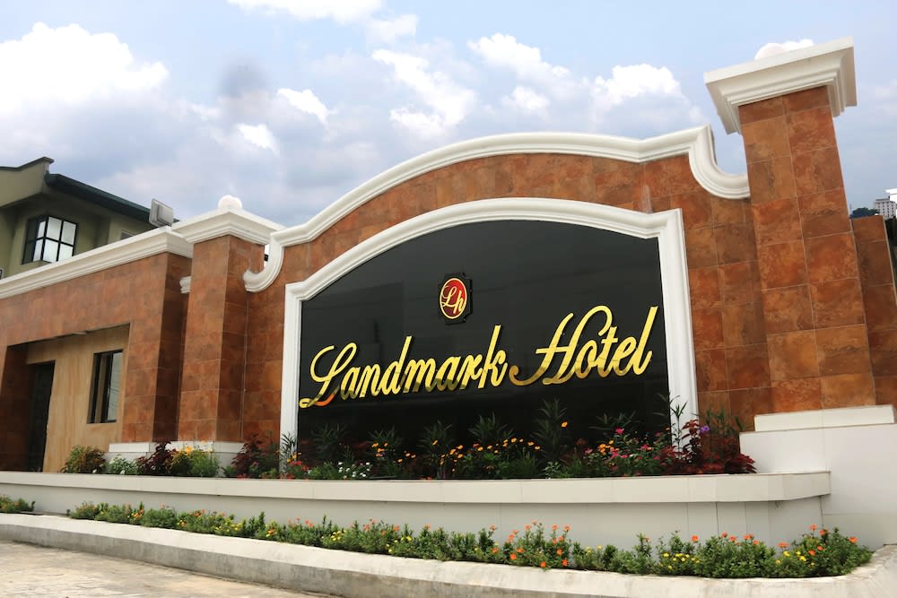 Landmark Hotel 1