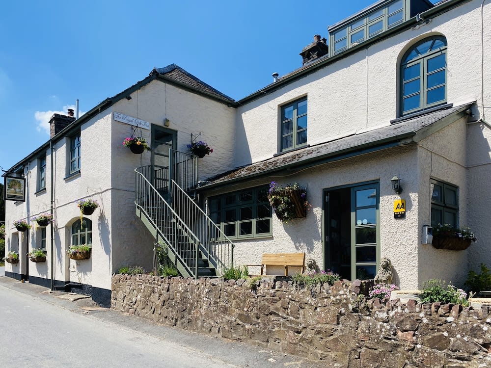 The Royal Oak Inn 1