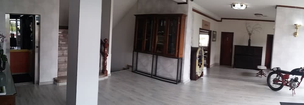 Hotel Los Olmos 2