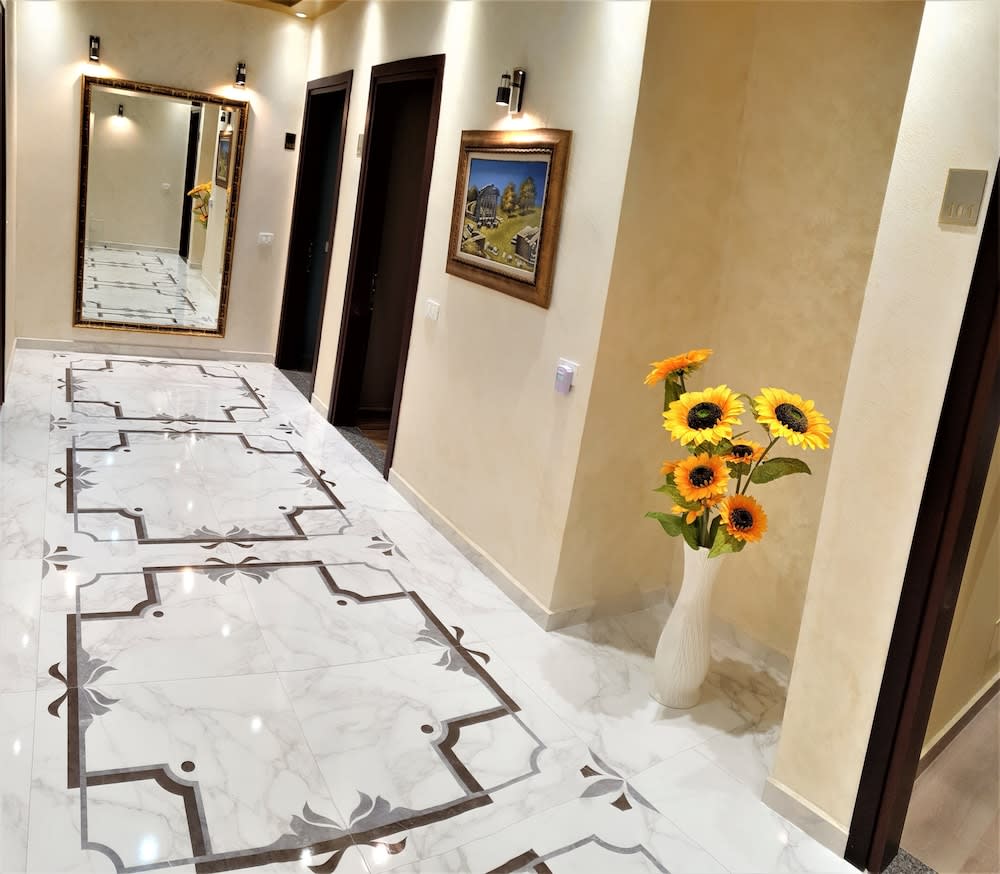 Comfort Hotel 2