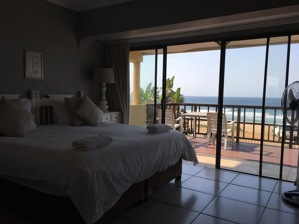 Glenashley Beach Accommodation - B&B and Backpackers 1