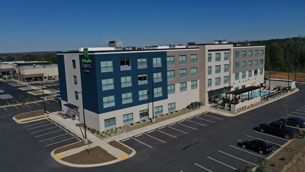 Holiday Inn Express & Suites RICHBURG by IHG 1