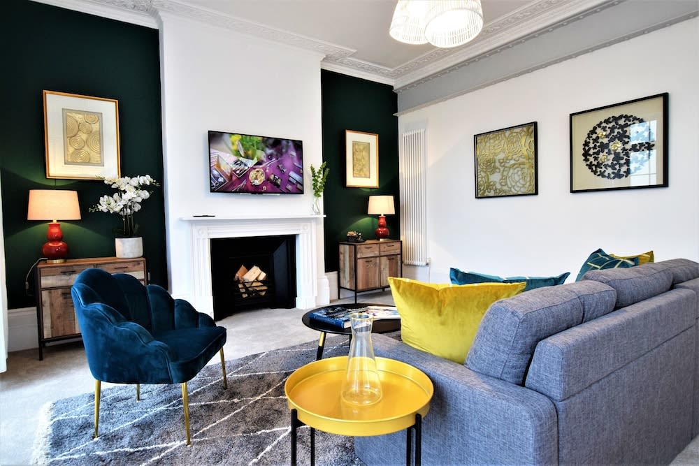 Frederick Place - Your Apartment 1