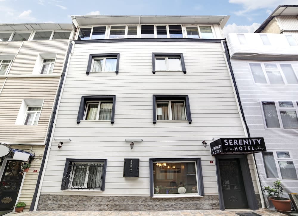 Serenity Hotel 1