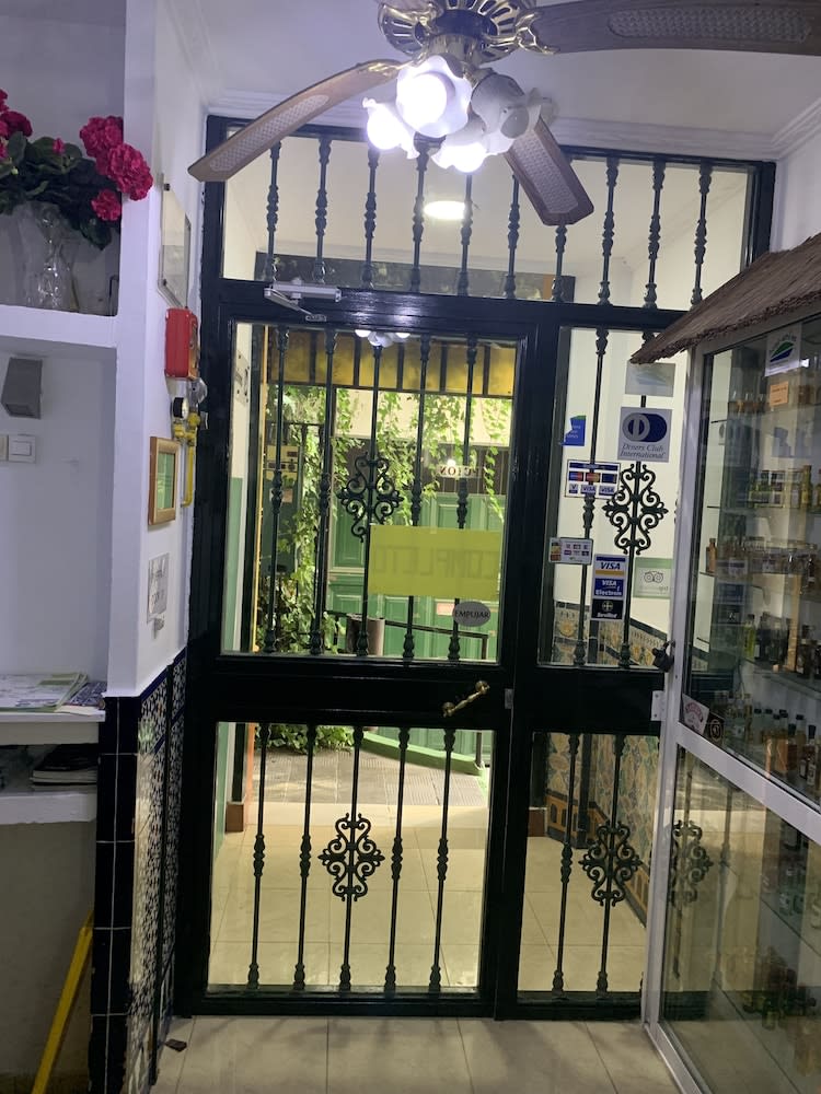 Hostal Alcobia 2