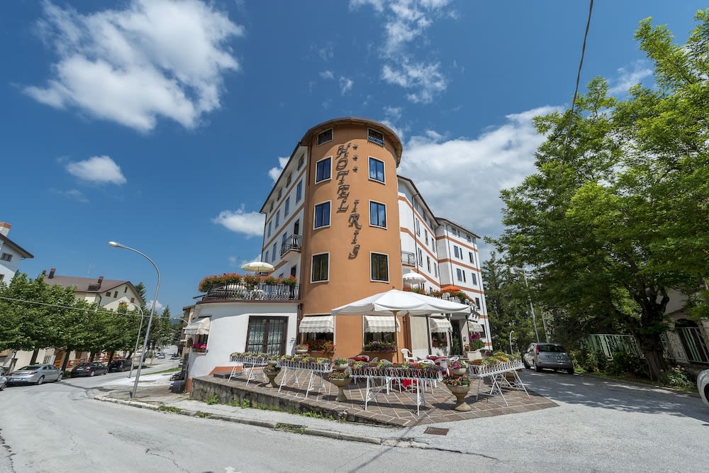 Hotel Iris 1