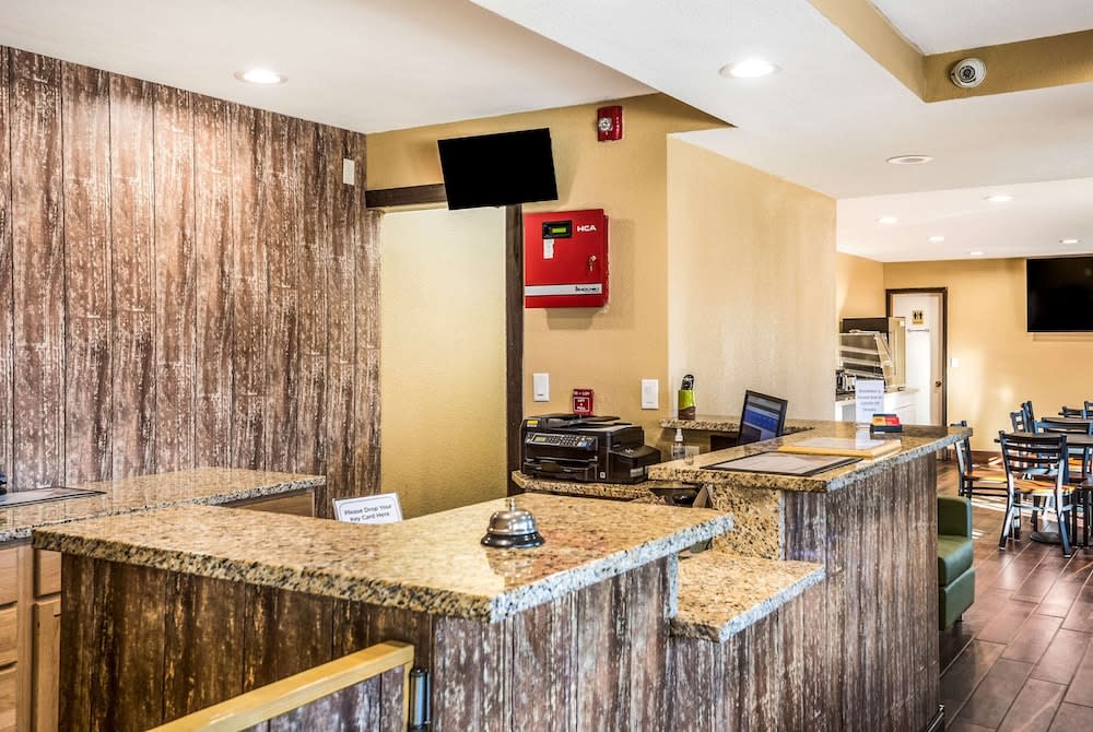 Econo Lodge Oskaloosa 2