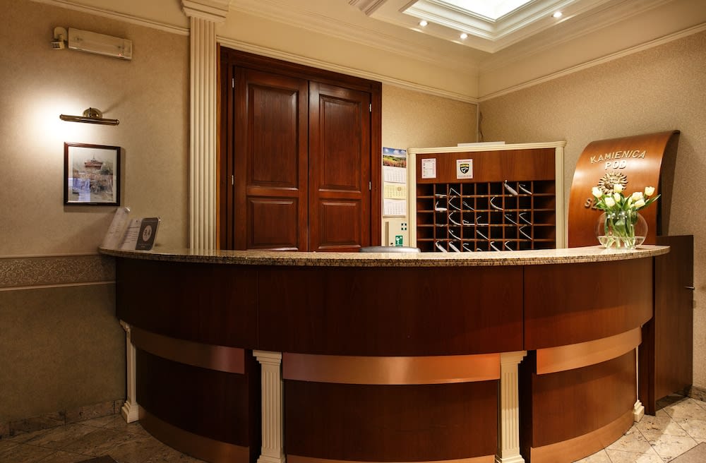 GoldStar Luxury Old Town Krakow Apartment 2
