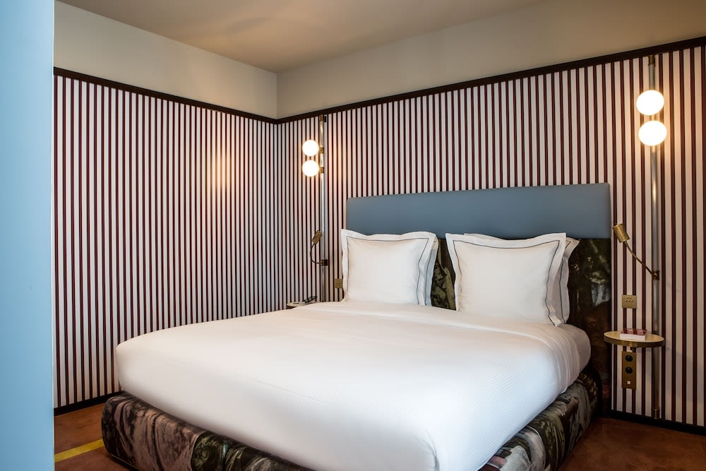 Hôtel du Rond-point des Champs-Élysées - Esprit de France 3