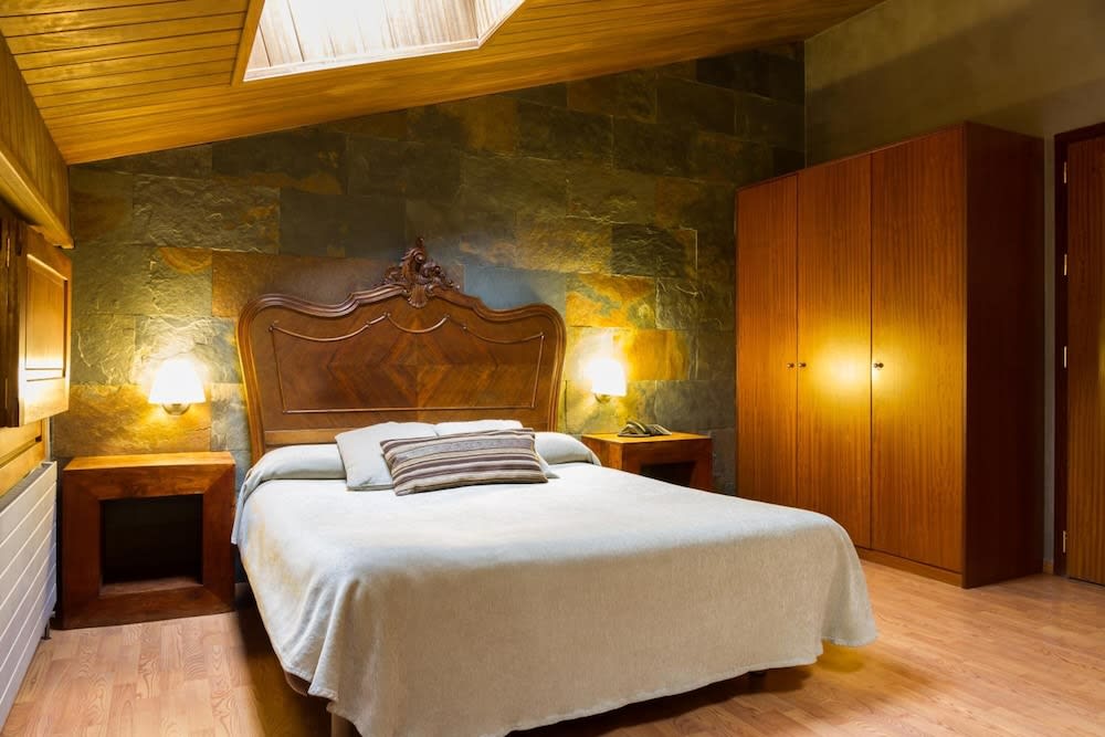 Hotel Els Caçadors de Ribes 3