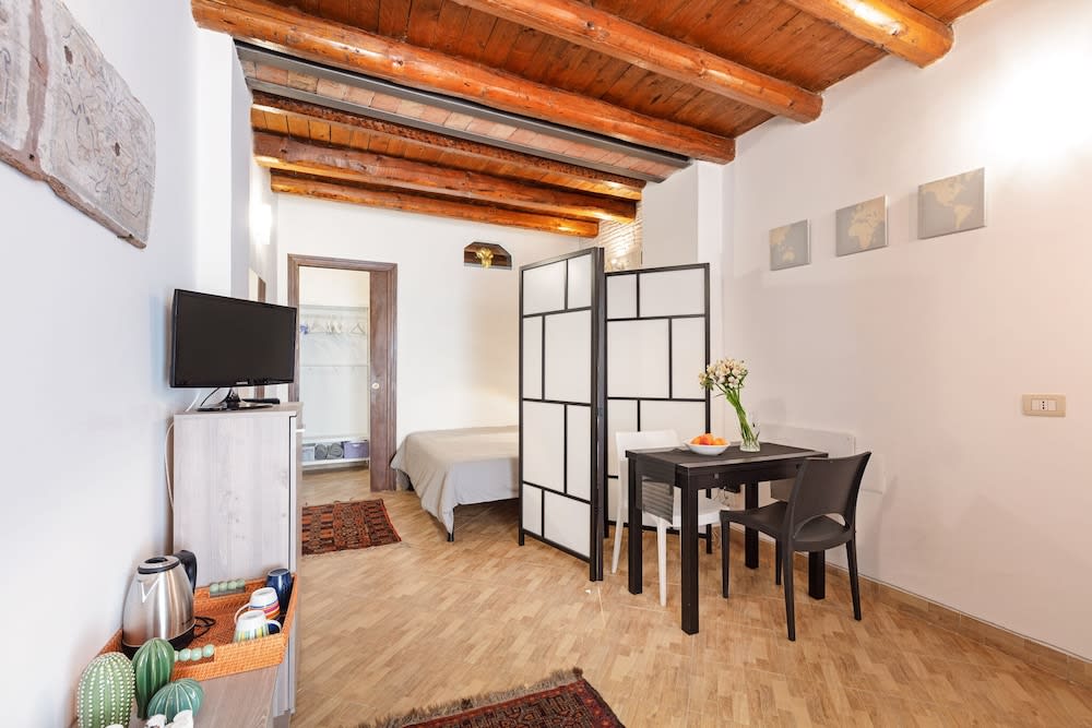 Palermo Palazzo Reale Modern Studio 3