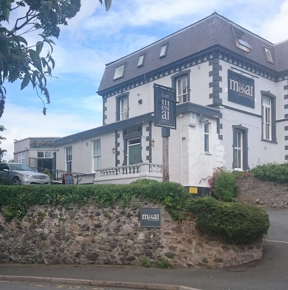 The Menai Hotel and Bar 1