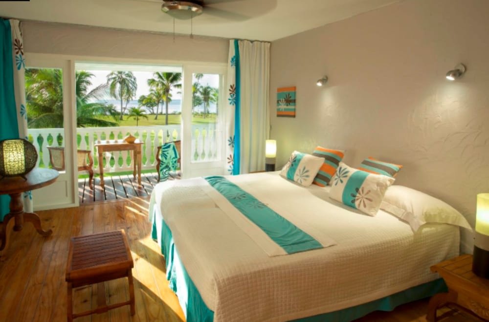 Raiatea Lodge Hotel 1