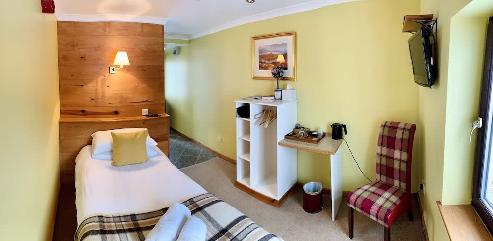 Aultguish Inn 1