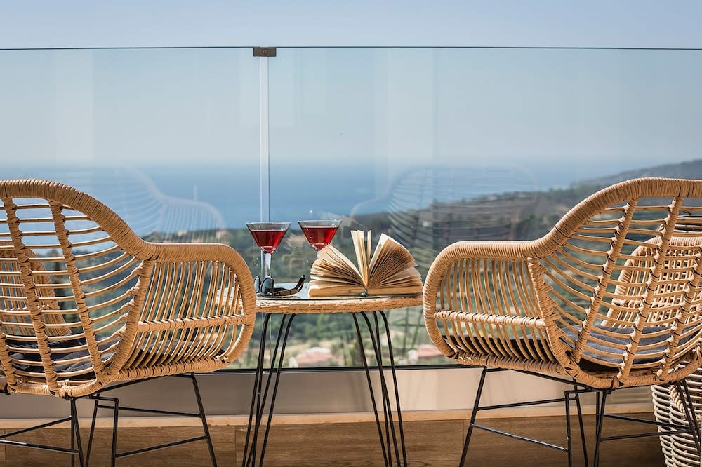 Diana Suites 1