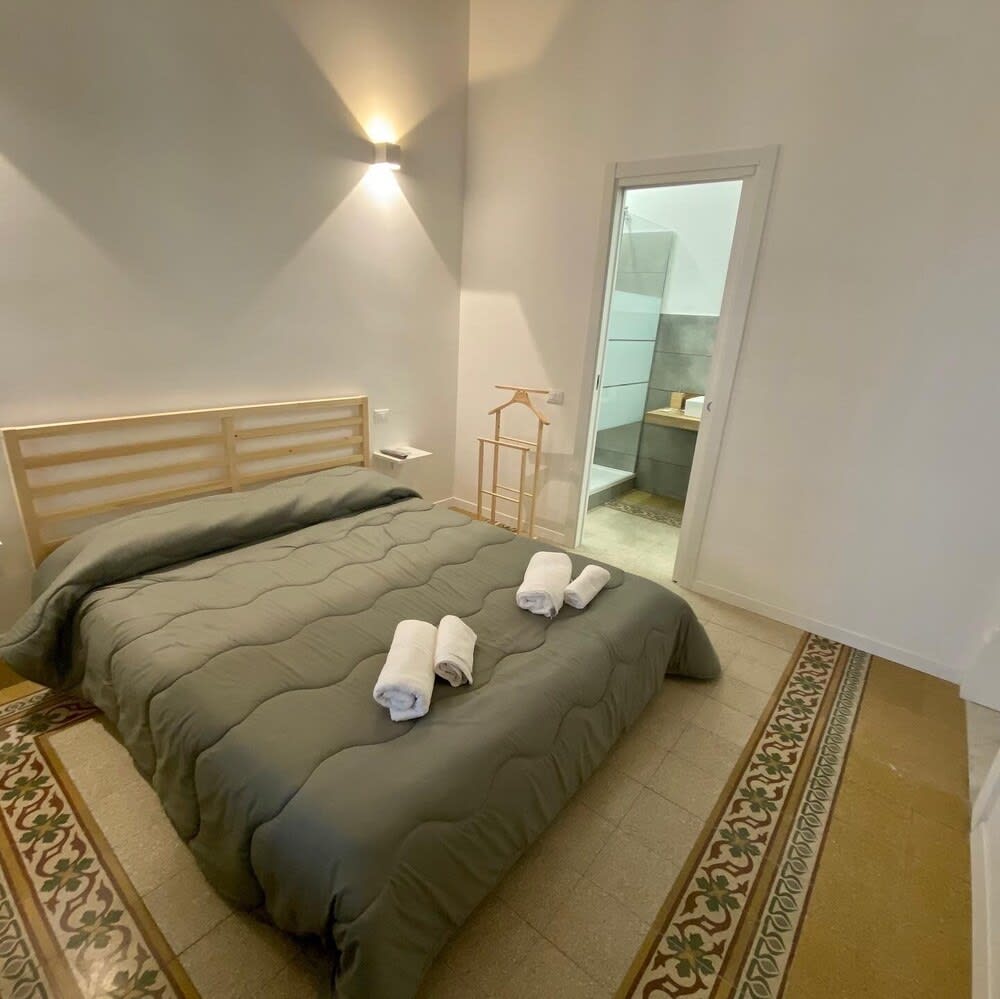 Piazza Florio Rooms 3