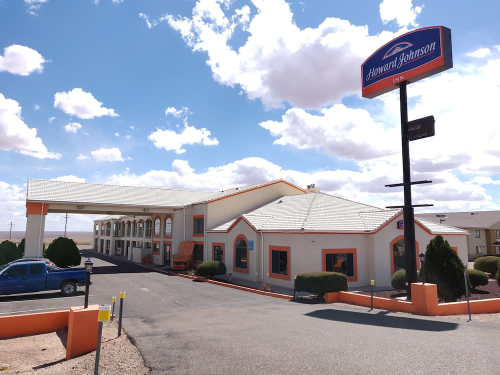 Howard Johnson by Wyndham Holbrook 1