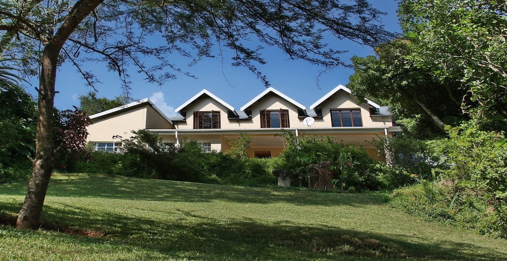 Porcupine Ridge Guest House 1
