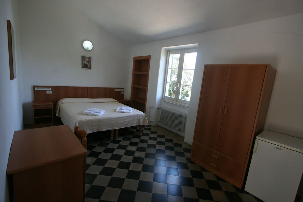 Santuario Nostra Signora di Soviore 2