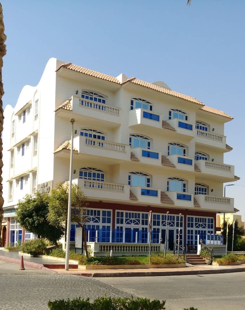 Davinci Beach Hotel 1