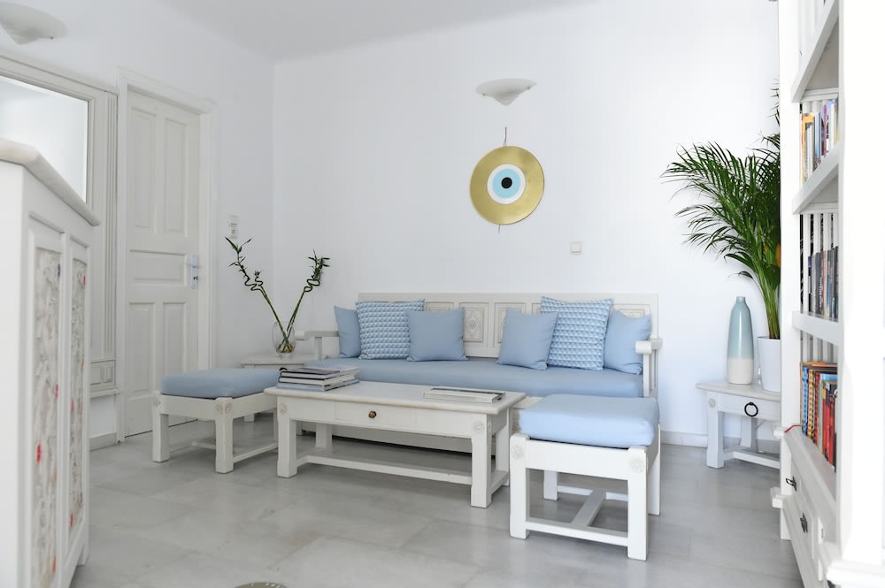 Anthos Apartments Paros 2