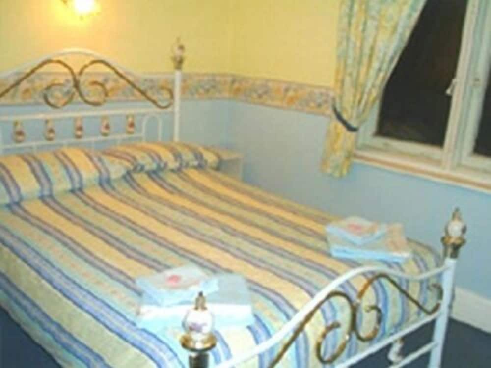 Waverley Guest House 2