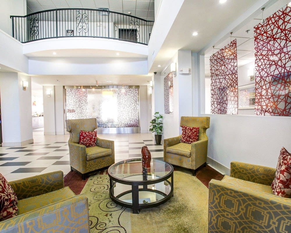 Quality Inn & Suites Bryan-College Station 2