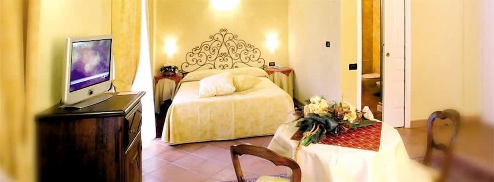 Hotel Palazzo Di Mezzo 1
