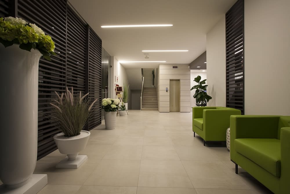 Hotel Derby S 2