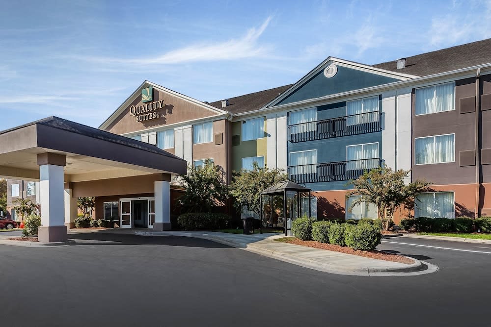Quality Suites Pineville - Charlotte 1