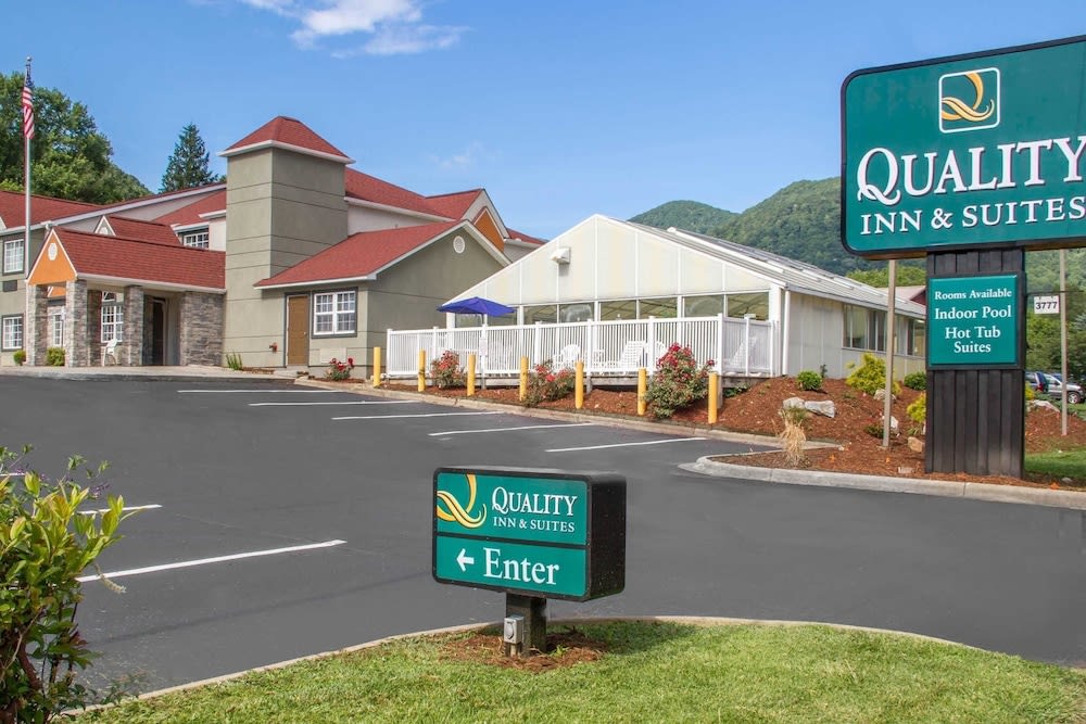 Quality Inn & Suites Maggie Valley - Cherokee Area 1