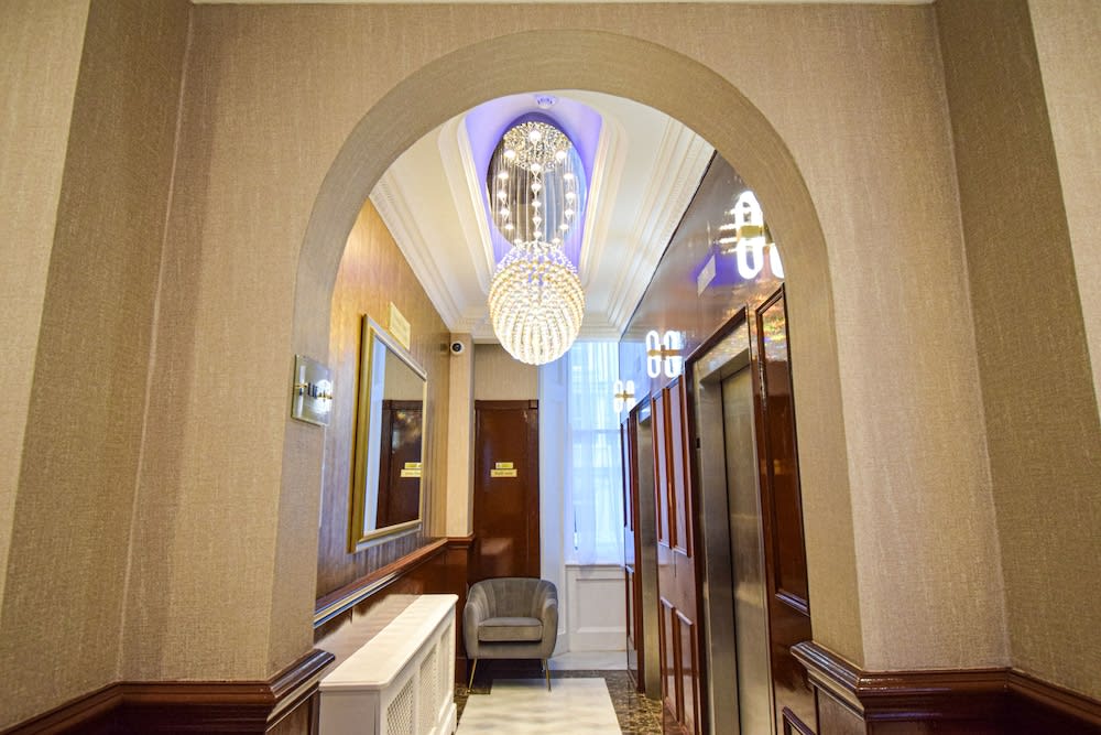 Pembridge Palace Hotel 2