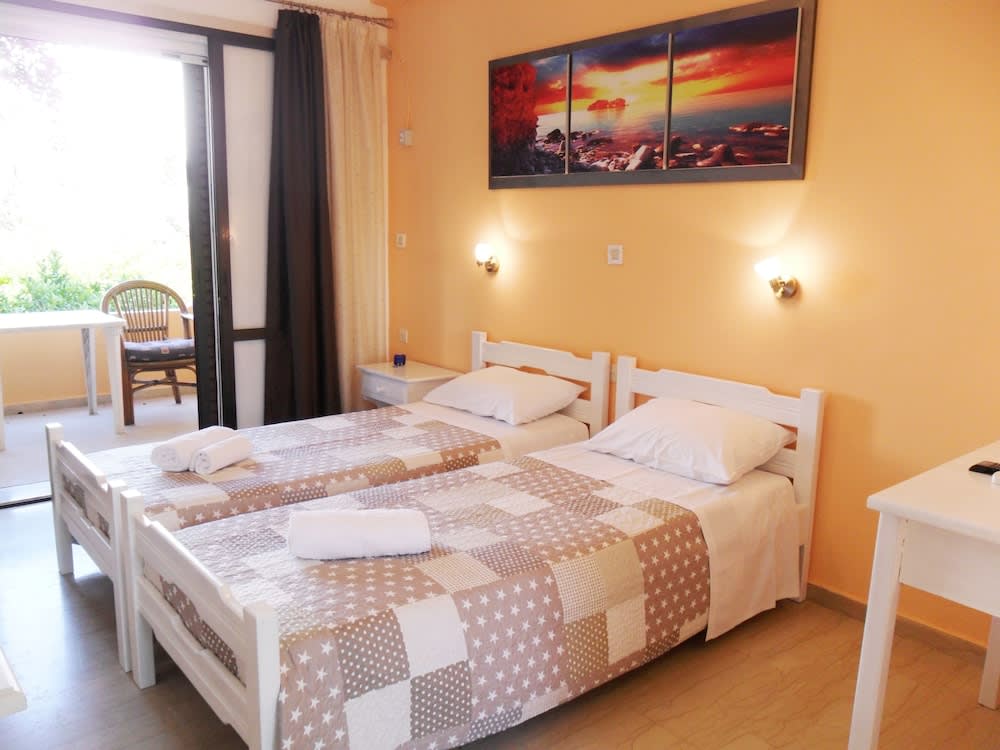 Marilena Apartments & Studios 2