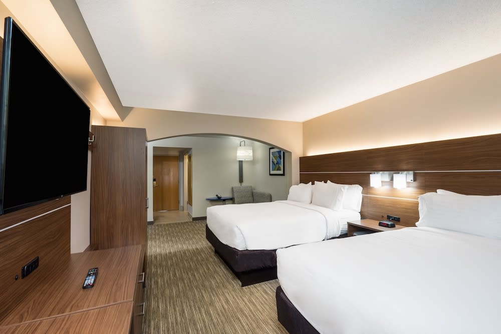 Holiday Inn Express Hotel & Suites Louisville East by IHG 2
