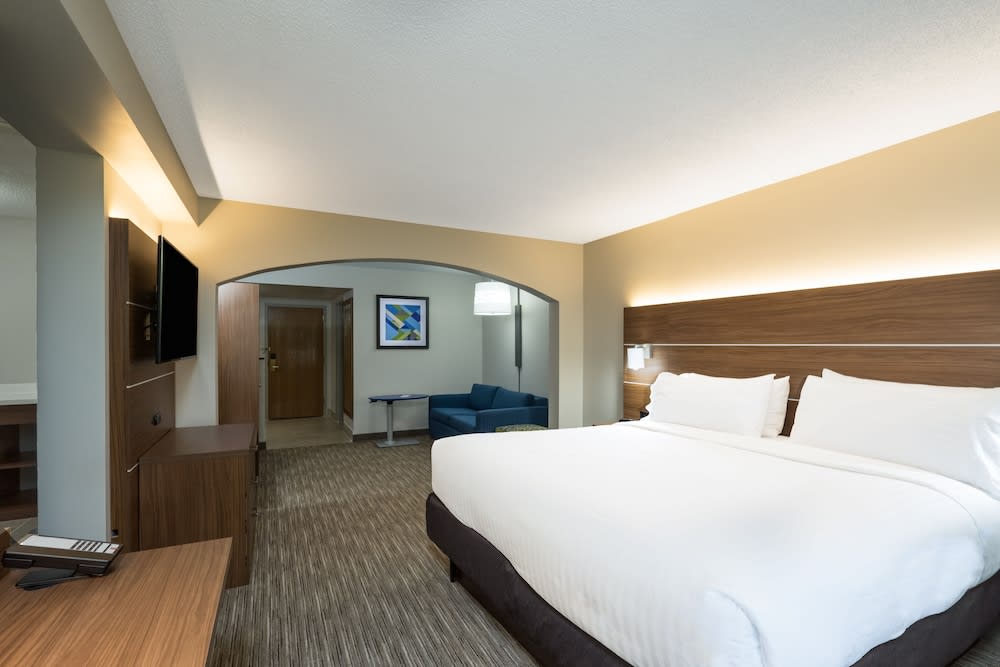Holiday Inn Express Hotel & Suites Louisville East by IHG 3
