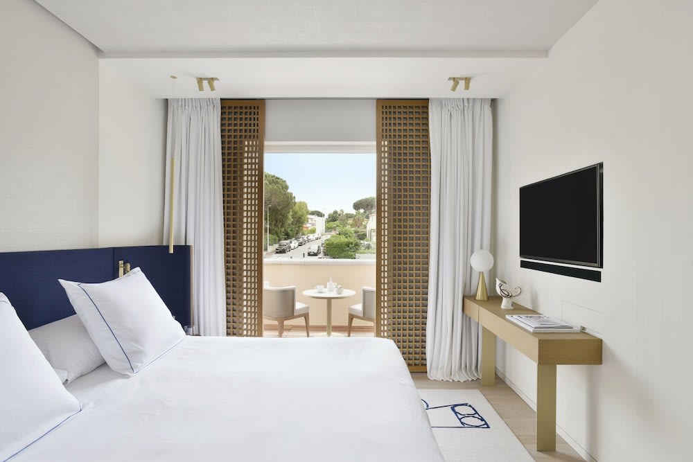 Hotel Cheval Blanc St-Tropez - Luxury Concierge Service