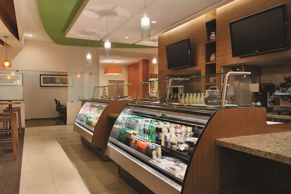 Hyatt Place San Jose Pinares 2