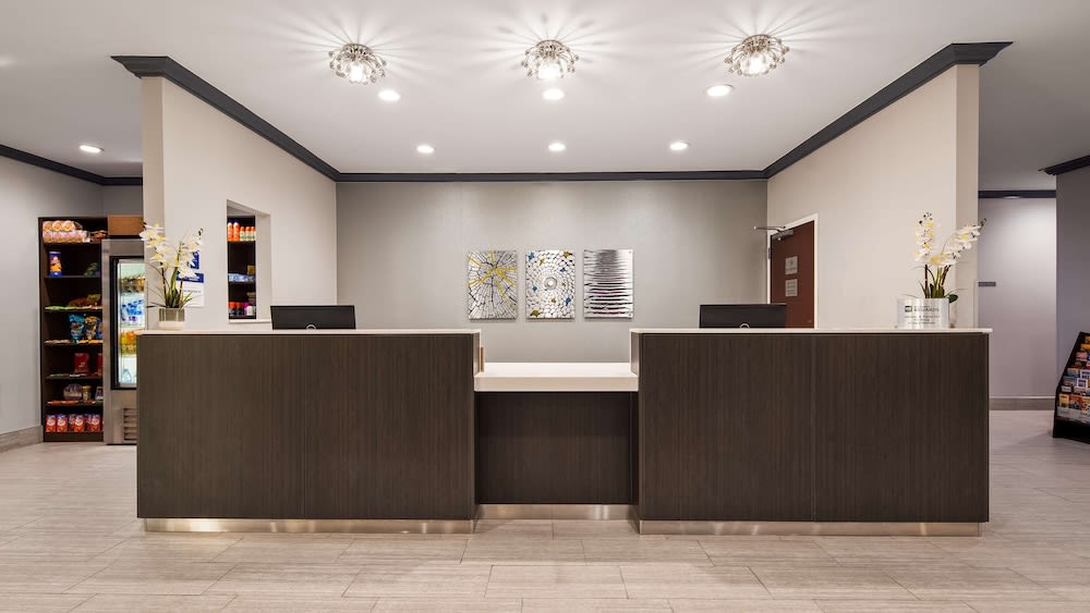 Best Western Town Center Inn 2