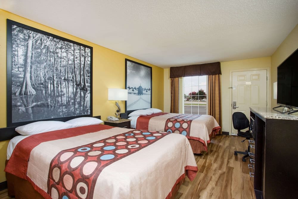 Super 8 by Wyndham Garner/Clayton/Raleigh 3