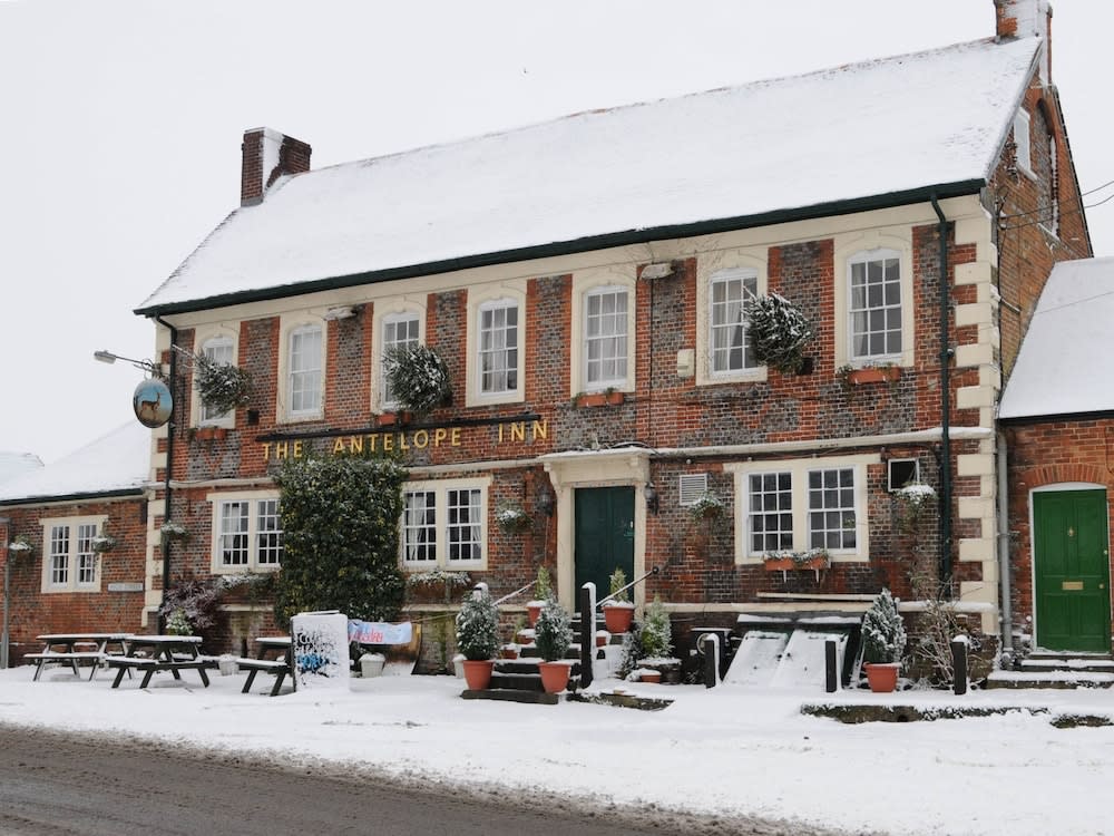 The Antelope at Upavon 1