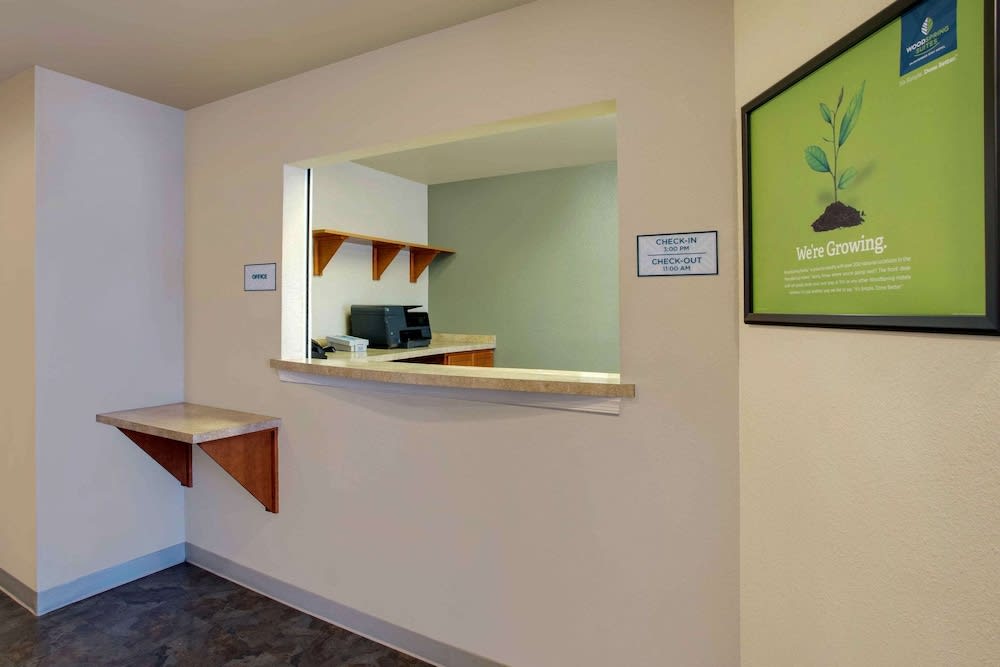 WoodSpring Suites Washington DC Andrews AFB 2