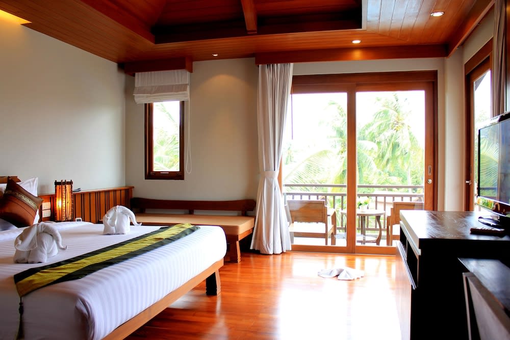 Maehaad Bay Resort - SHA Plus 5