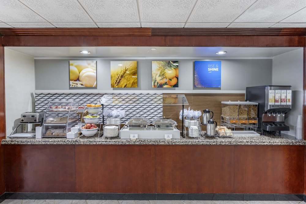 Comfort Inn Paramus - Hackensack 1