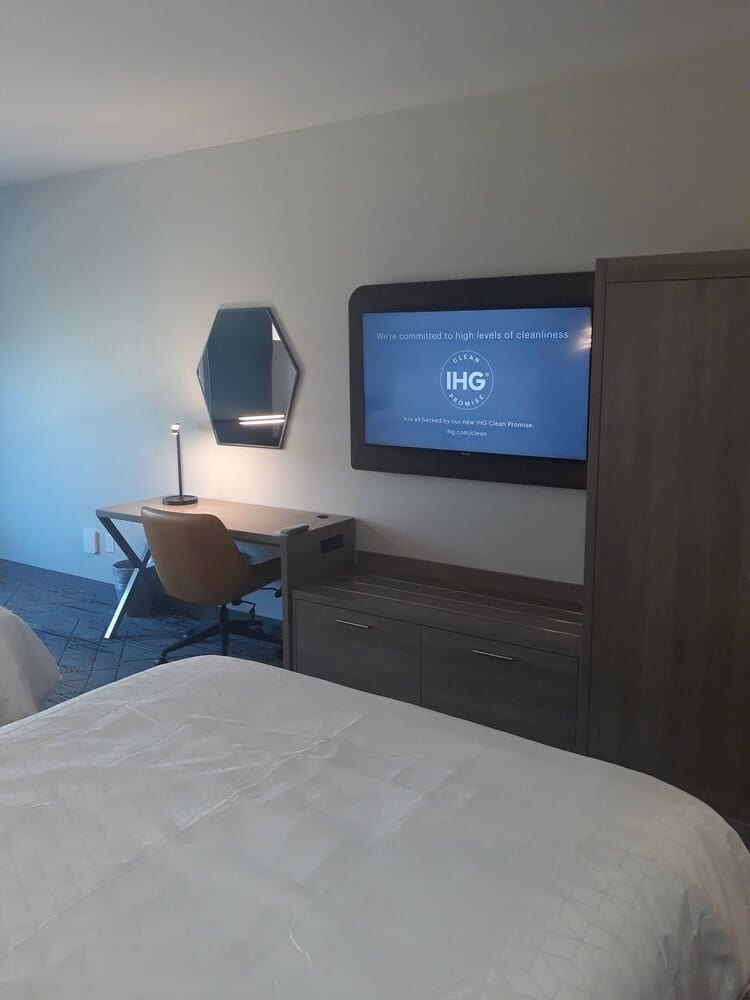 Holiday Inn Express & Suites JACKSON by IHG 2
