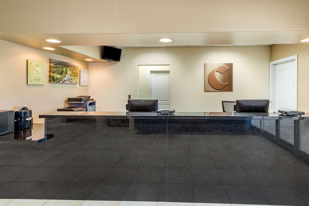 Comfort Inn & Suites Barnesville - Frackville 2