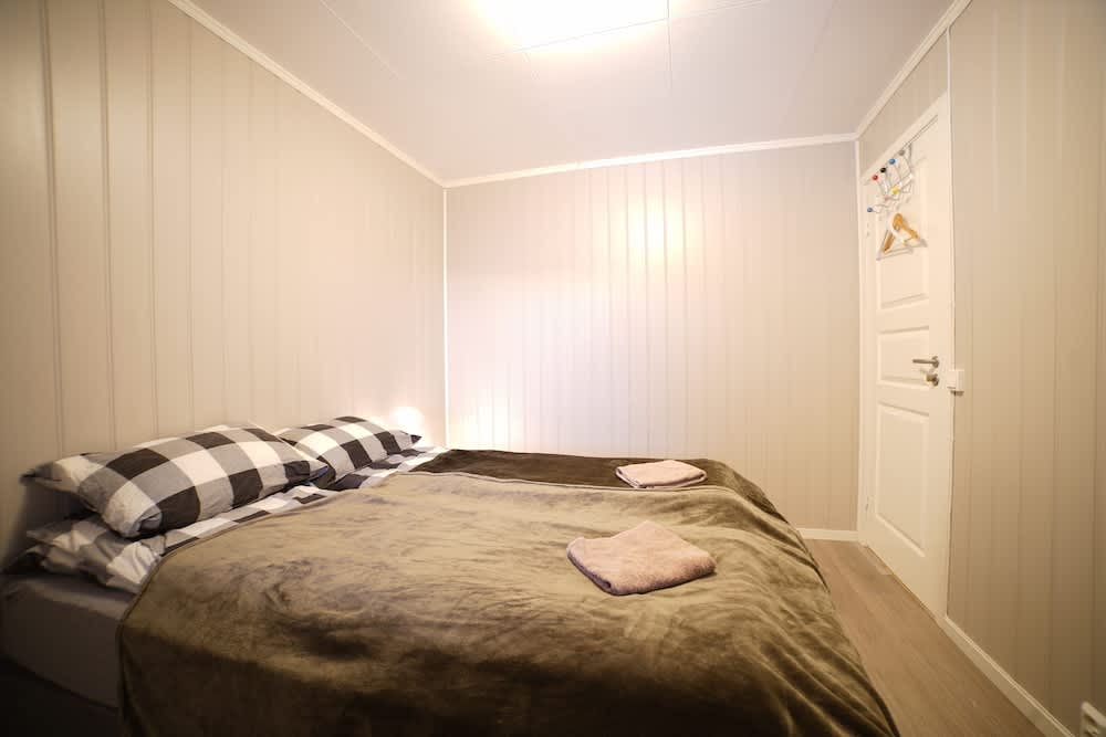 Mary Rooms 2