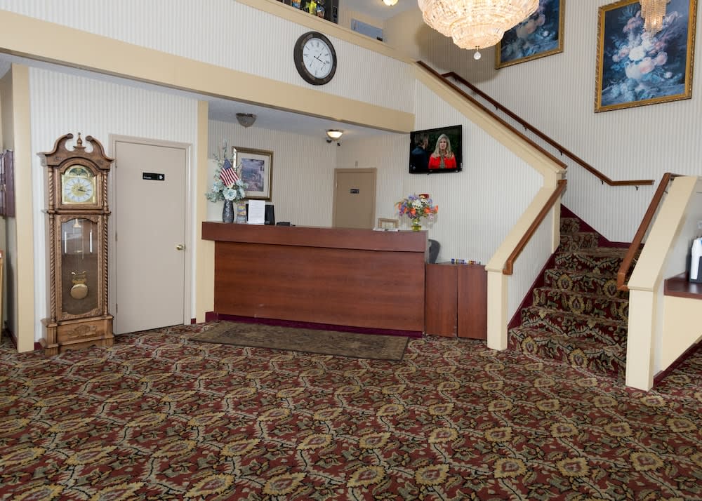 Hampton Falls Inn 2
