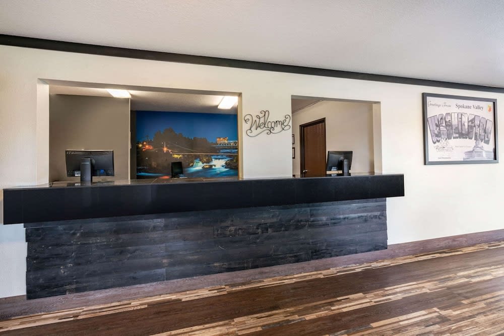 Super 8 by Wyndham Spokane Valley 2