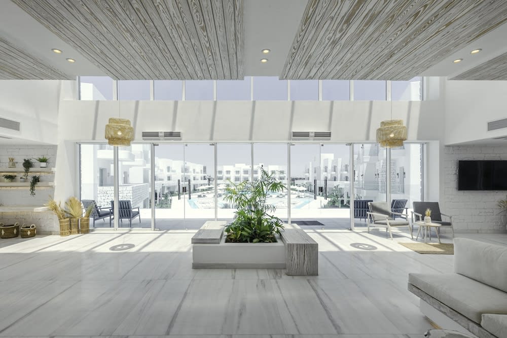 Tanoak Resort 2