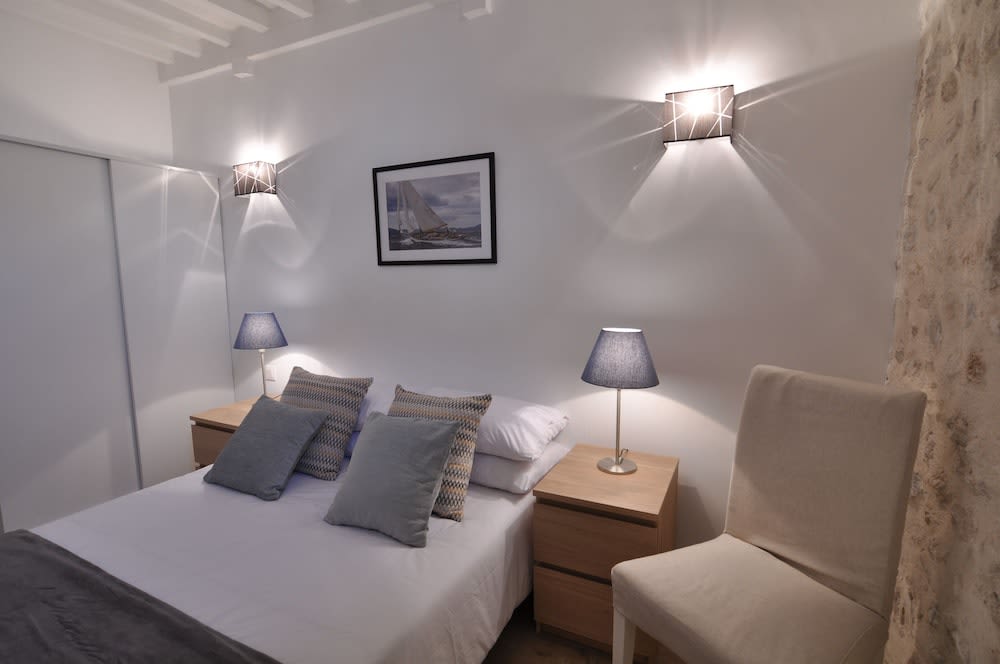 Picasso Apartments 3